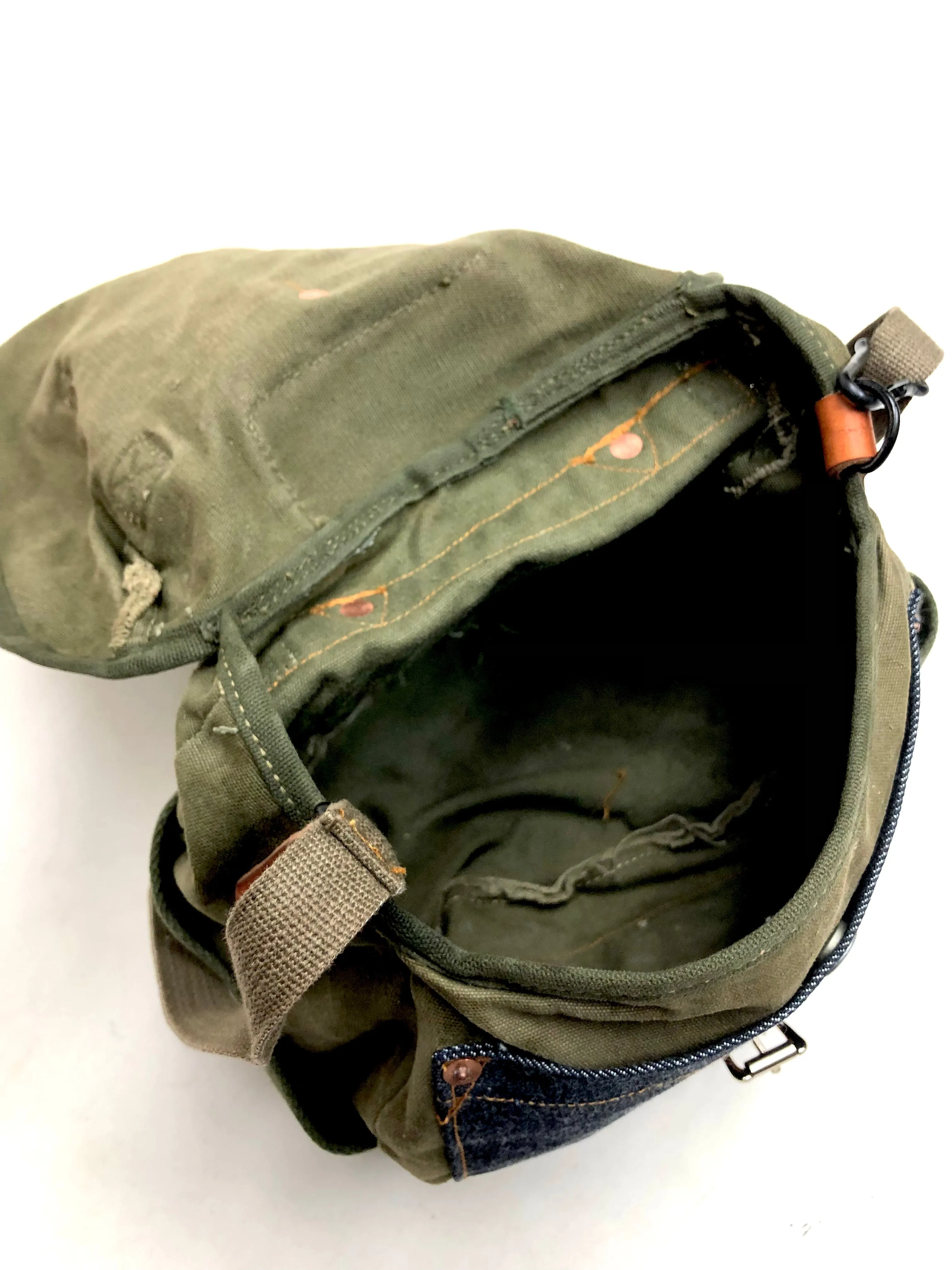 685 / small shoulder bag