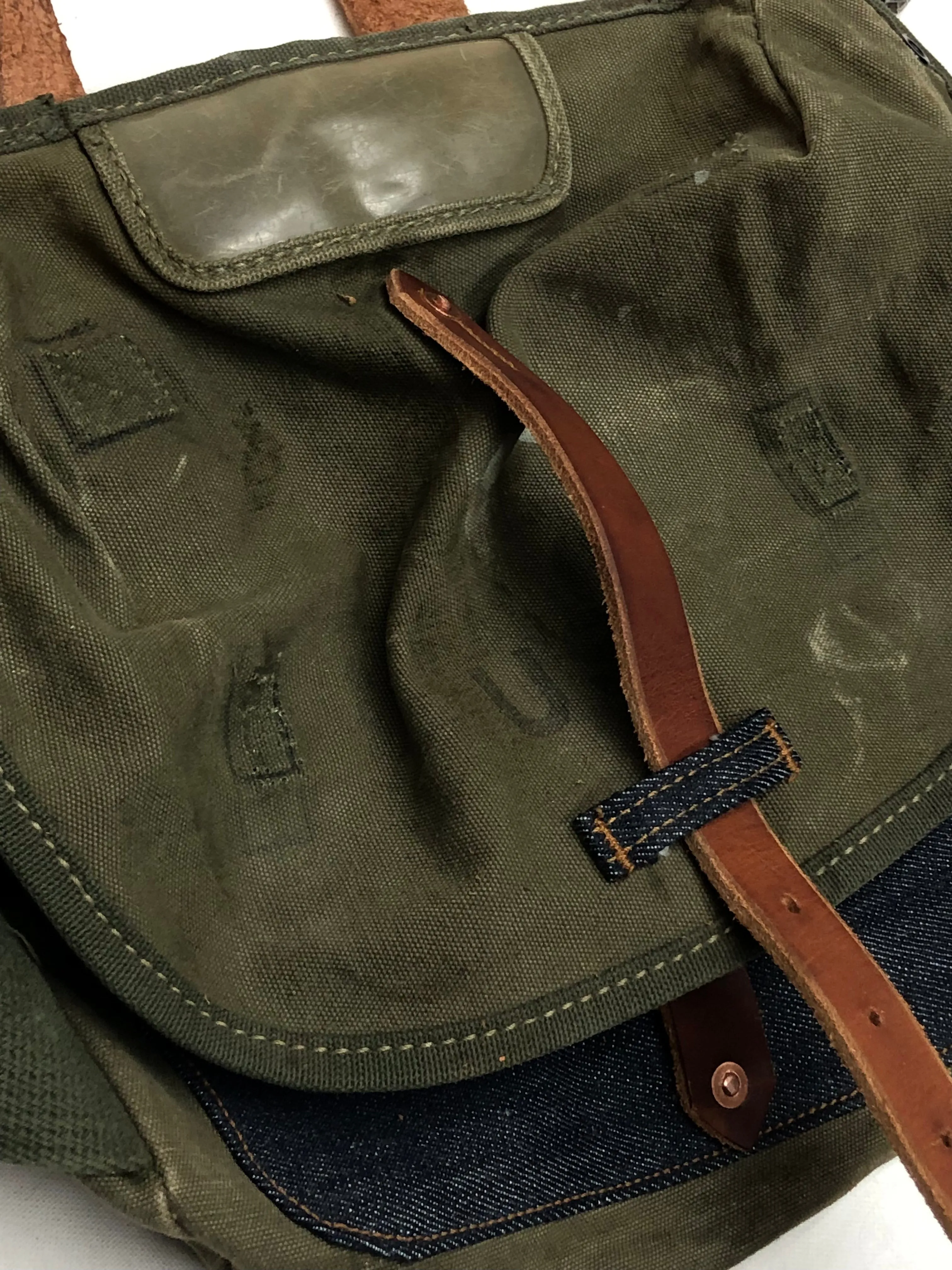 685 / small shoulder bag