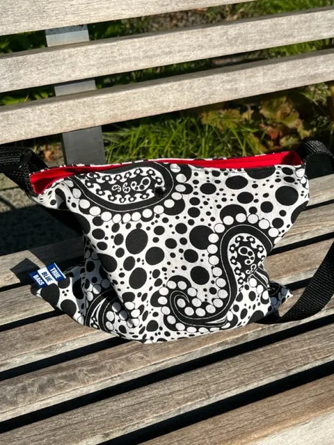 BLACK PAISLEY BAG WITH RED CHERRY LINING