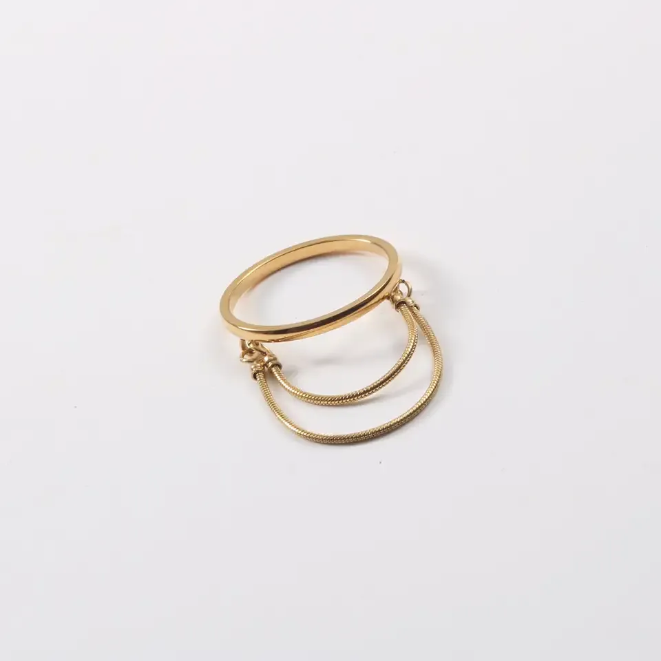 Disha Stylish Gold Ring