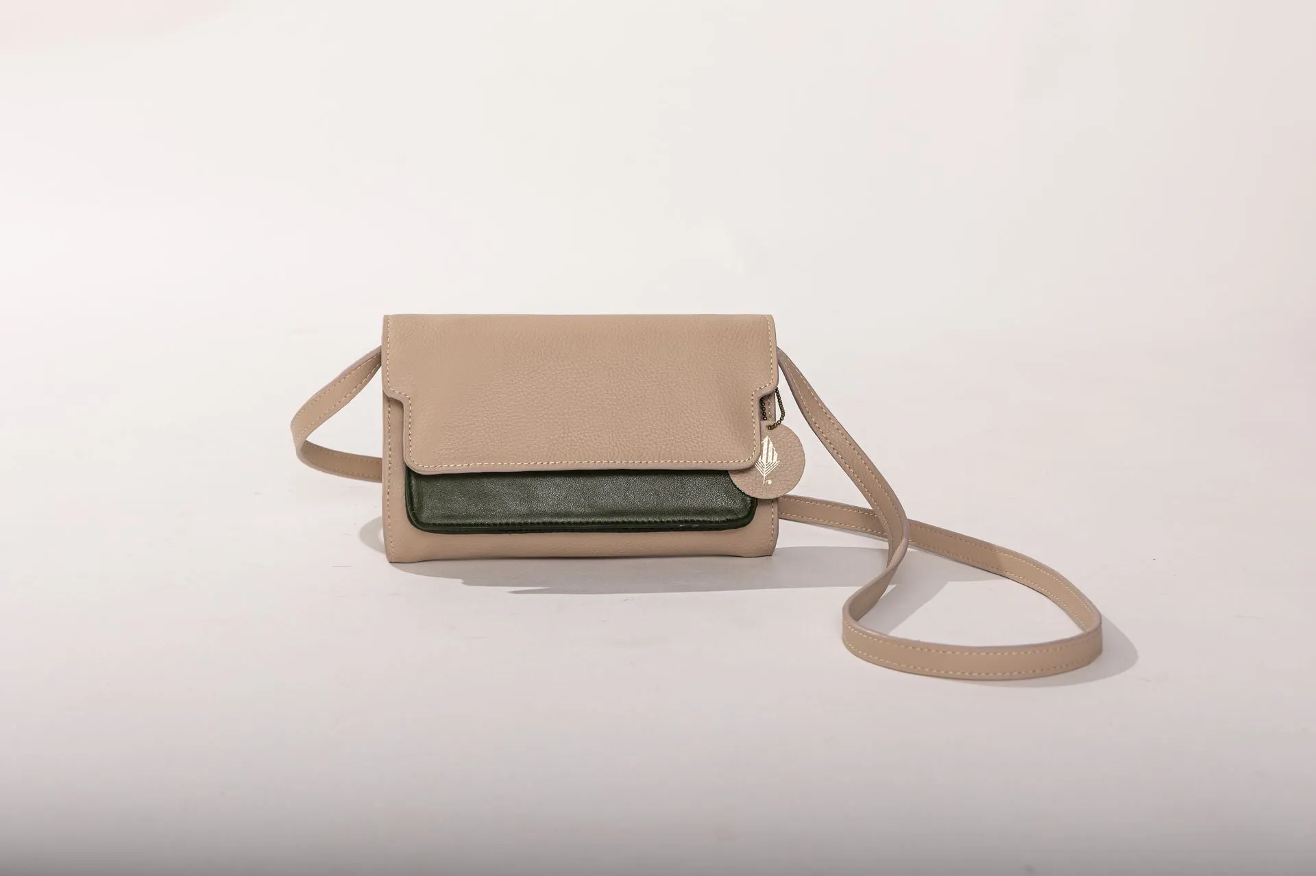 GREEN HERMITAGE FIDES (Almond & Green)