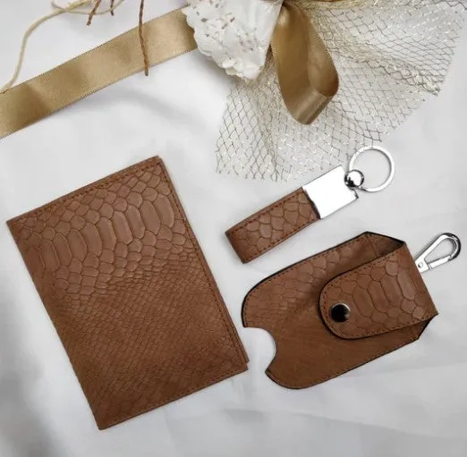Hamelin Combo Gift Set(Passport holder Camel Croc, luggage tag Camel Croc with  Box)