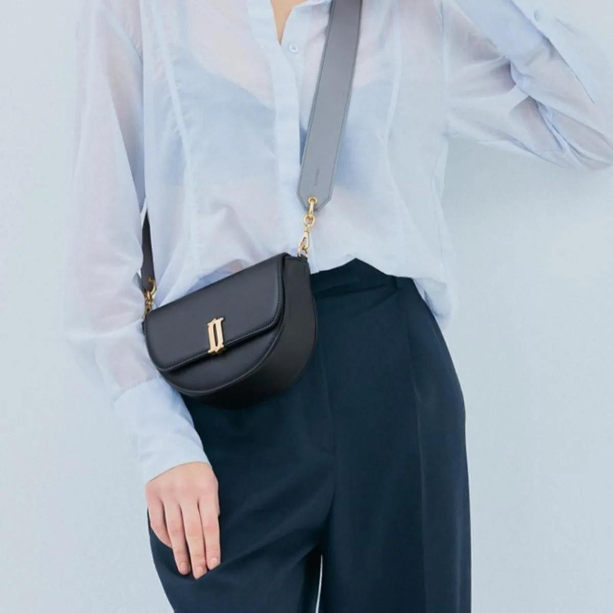 J.ESTINA JOELLE DEAR Mini Cross Bag BK (JHNCHE1BF959BK980)