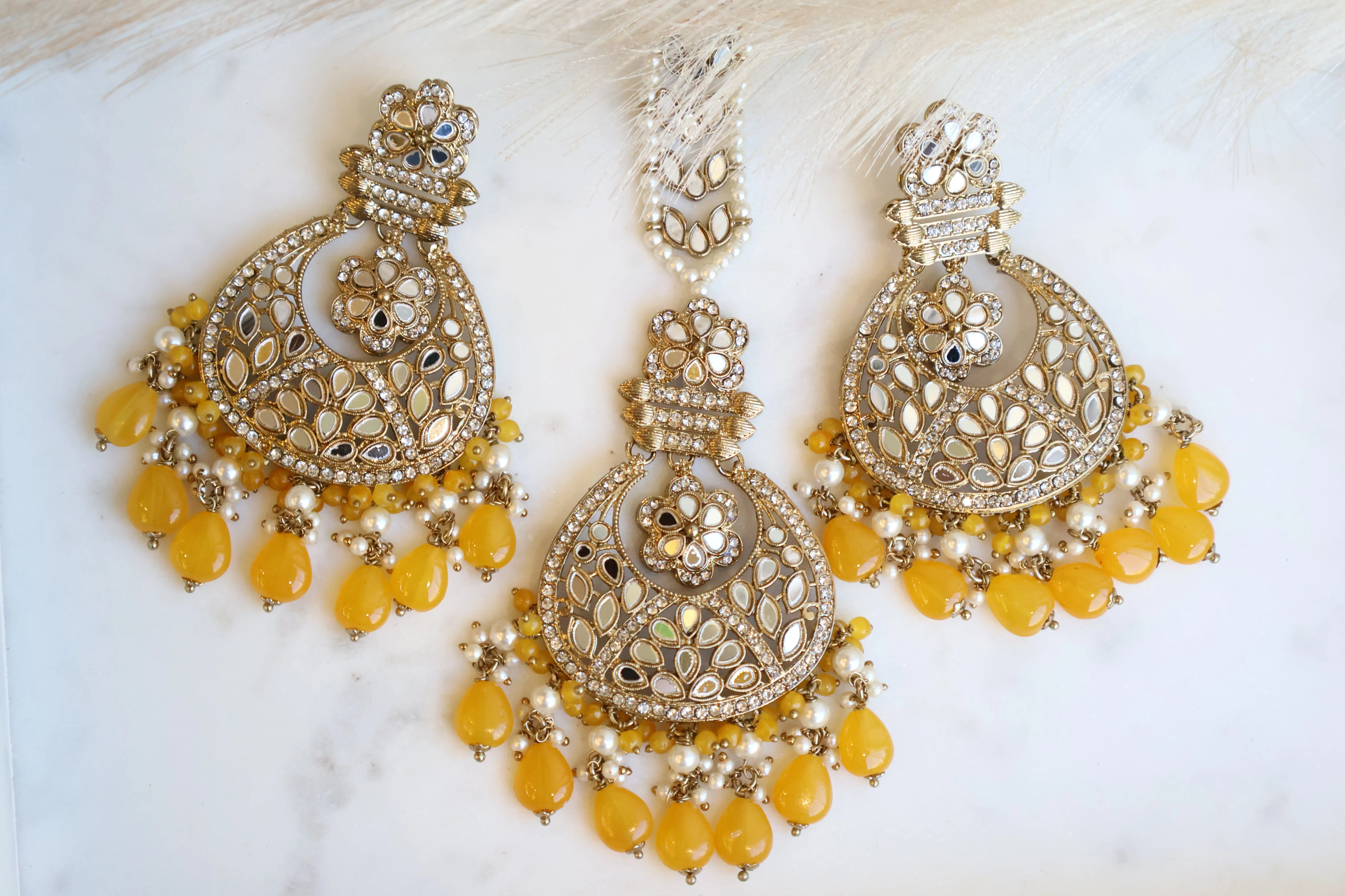 Mirrored Stylish Earring With Tikka