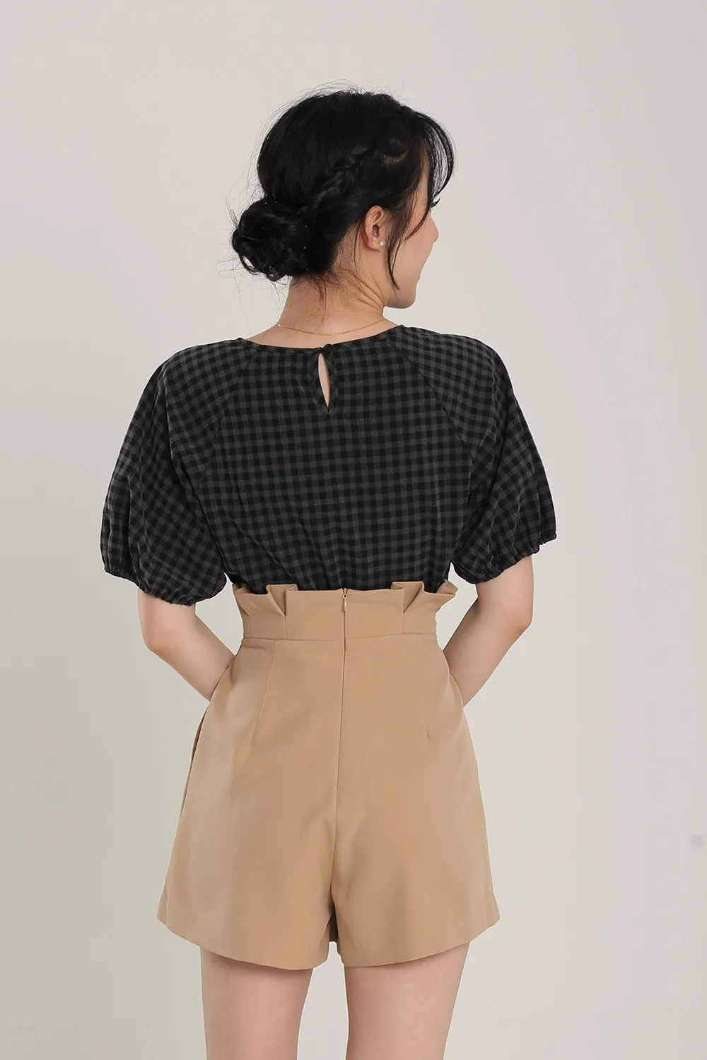 Rania Top in Dark Grey Gingham