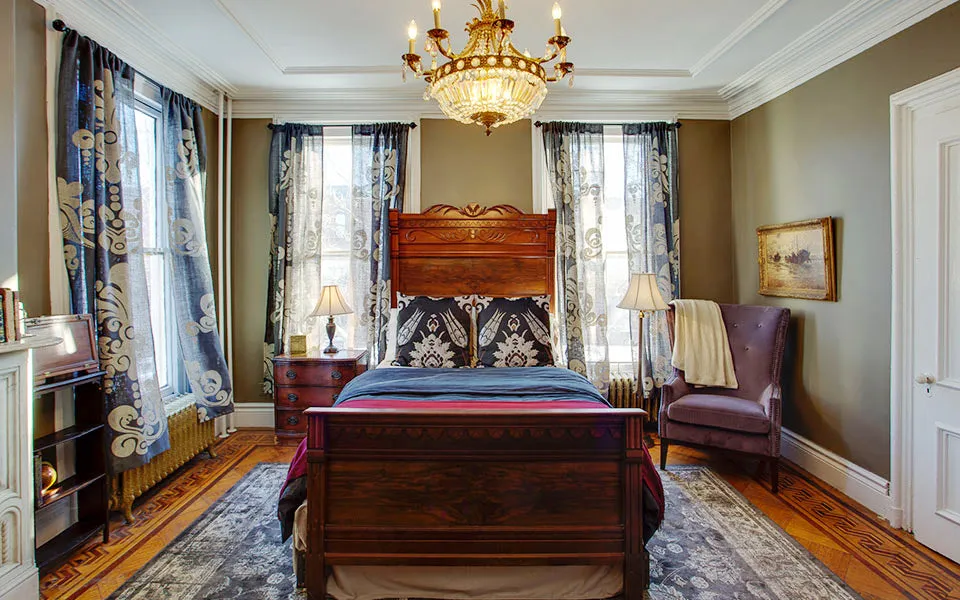 Regal Retreat Suite