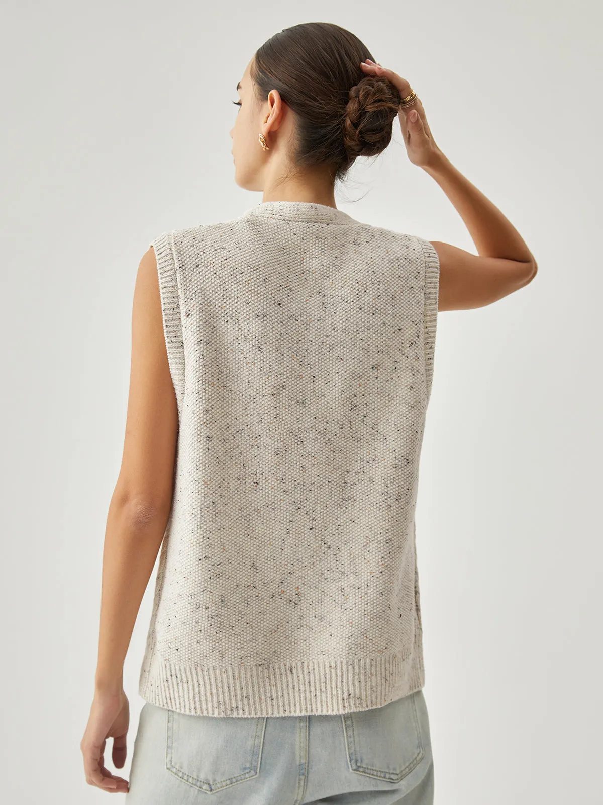 Sleeveless Crocheted Graceful Cable Argyle Cardigan