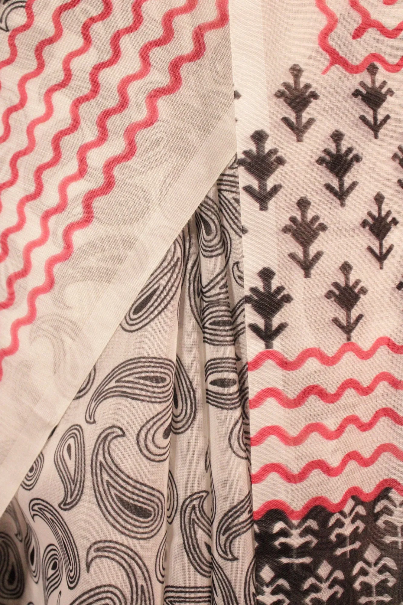 White Handblock cotton print Wrap in 1 minute saree